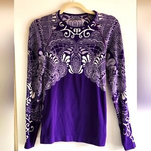 Athleta long sleeve top